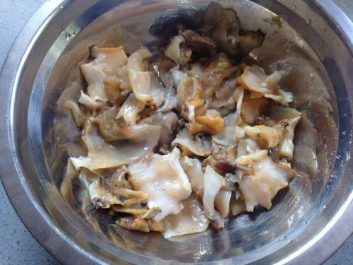 黑蒜凉瓜炖海螺可以吃吗,养生滋补的佳肴推荐