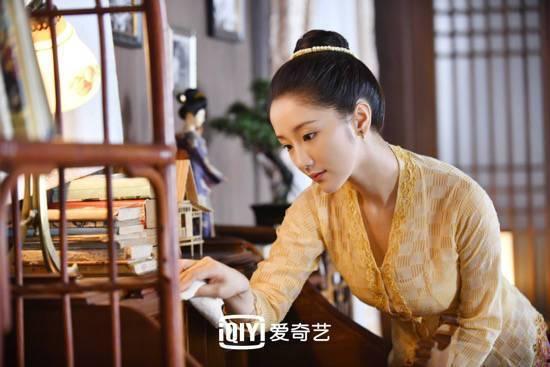 小娘惹电视剧剧情介绍,穿越时空的传奇爱情与家族恩怨