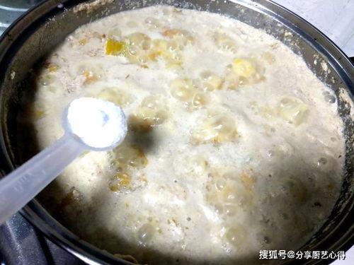 配粥吃的黑瓜,传统美食的养生智慧