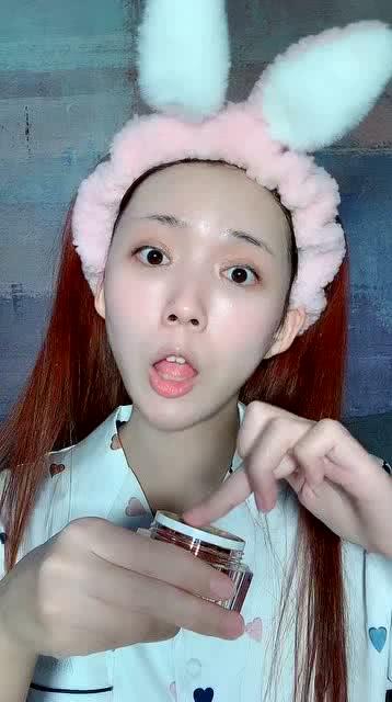 哪些明星网红去了淄博,淄博因哪些明星网红打卡而成为热门旅游目的地？
